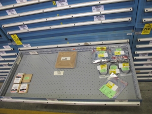 LISTA HEAVY DUTY 9-DRAWER PARTS CABINET W/ CONTENTS (W-50) LOADING & HANDLING FEE $25-